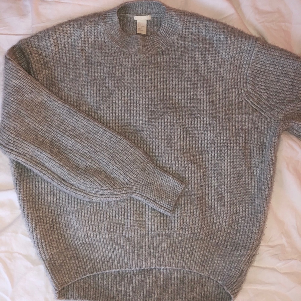 Grey sweater